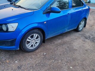 2014 Chevrolet Aveo II, синий, 650000 рублей, вид 2