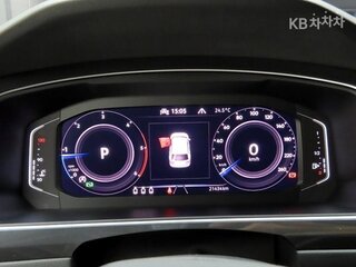 2021 Volkswagen Tiguan II Рестайлинг, чёрный, 2460020 рублей, вид 5