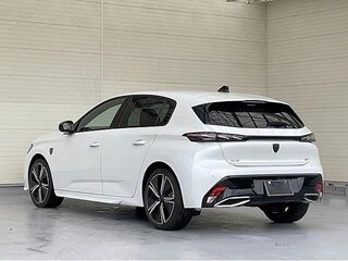 2023 Peugeot 308 III, белый, 1710000 рублей, вид 4