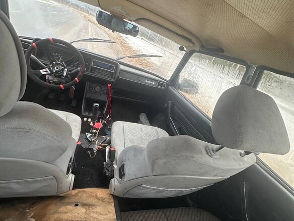 1998 Lada (ВАЗ) 2105, синий, 150000 рублей - вид 9