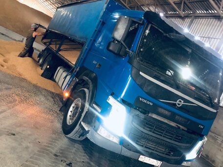 2014 Volvo FM, синий, 5000000 рублей, вид 2