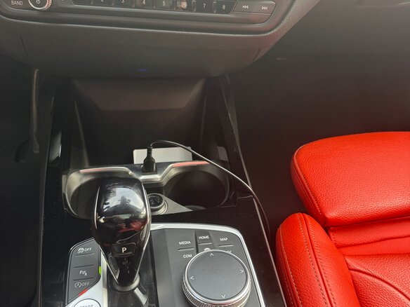 2021 BMW 1 серии 120i III (F40), чёрный, 3850000 рублей - вид 9