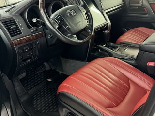 2011 Toyota Land Cruiser 200 Series, серый, 3800000 рублей, вид 4