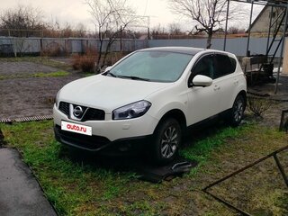 2013 Nissan Qashqai I Рестайлинг, белый, 1040000 рублей, вид 1