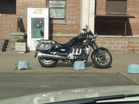 2011 Triumph Rocket 3, чёрный, 1100000 рублей, вид 2