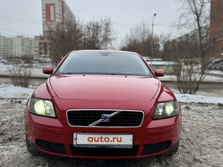 2005 Volvo S40 II, красный, 930000 рублей, вид 4