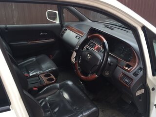 2001 Honda Odyssey II, белый, 800000 рублей, вид 5