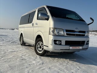 2005 Toyota HiAce H200, серый, 1890000 рублей, вид 4