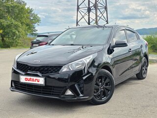 2020 Kia Rio IV Рестайлинг, чёрный, 1499000 рублей, вид 3
