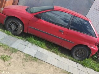 1998 Chevrolet Metro, красный, 90000 рублей, вид 2