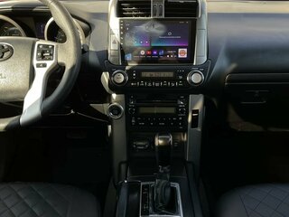 2010 Toyota Land Cruiser Prado 150 Series, серебристый, 2450000 рублей, вид 3