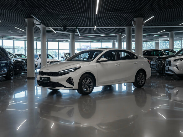 2026 Kia K3 II (China Market) Рестайлинг, белый, 2990000 рублей