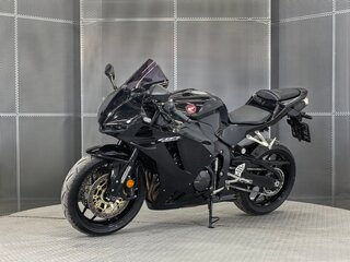 2024 Honda CBR 600RR, чёрный, 1395000 рублей, вид 4