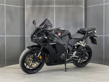 2024 Honda CBR 600RR, чёрный, 1395000 рублей, вид 4