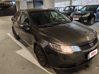 2010 Kia Cerato 5-speed II, коричневый, 620000 рублей, вид 4