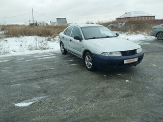 1996 Mitsubishi Carisma I, серебристый, 155000 рублей, вид 3