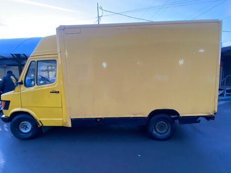 1995 Mercedes-Benz 308D, жёлтый, 750000 рублей, вид 3
