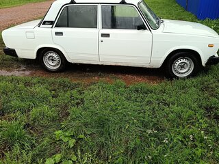 2010 Lada (ВАЗ) 2105, белый, 170000 рублей, вид 2