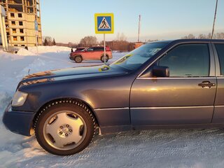 1992 Mercedes-Benz S-Класс 500 III (W140), синий, 640000 рублей, вид 3