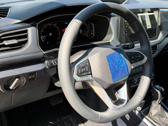 2026 Volkswagen Tharu XR, серый, 2000000 рублей - вид 6