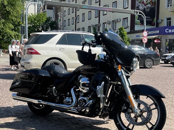 2014 Harley-Davidson Street Glide Special, чёрный, 1550000 рублей - вид 2