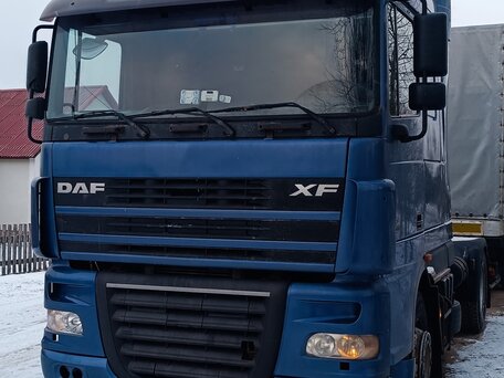 2003 DAF XF 95, синий, 1300000 рублей, вид 3
