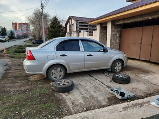 2010 Chevrolet Aveo I Рестайлинг, серебристый, 410000 рублей, вид 5
