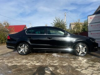 2014 Volkswagen Passat B7, чёрный, 1310000 рублей, вид 2