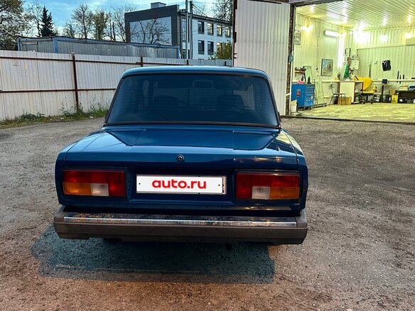 2004 Lada (ВАЗ) 21053-20, синий, 160000 рублей - вид 3