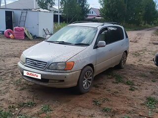 1996 Toyota Ipsum I (M10), серый, 500000 рублей, вид 1