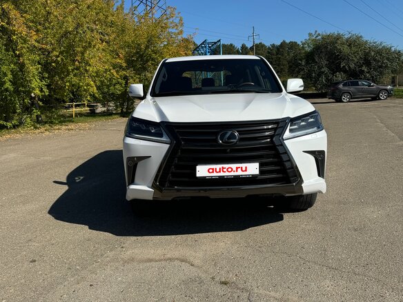 2019 Lexus LX 450d III Рестайлинг 2, белый, 11100000 рублей
