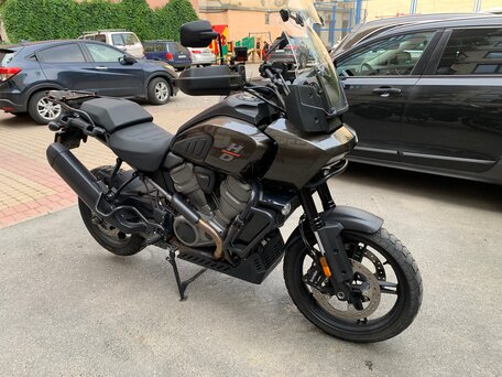 2021 Harley-Davidson Pan America, коричневый, 1360000 рублей, вид 2