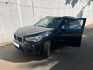 2017 BMW X1 20i xDrive II (F48), чёрный, 2750000 рублей, вид 1