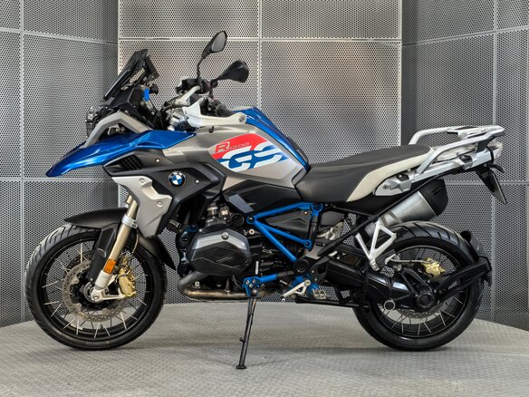 2017 BMW R 1200 GS, синий, 1199000 рублей - вид 4