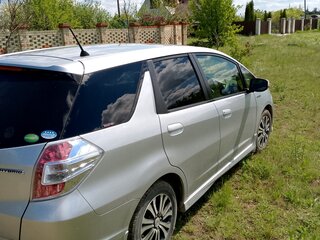 2014 Honda Fit Shuttle I Рестайлинг, серебристый, 1100000 рублей, вид 3
