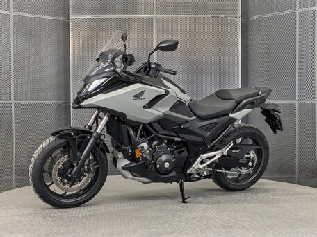 2025 Honda NC 750X, серый, 1299000 рублей, вид 4