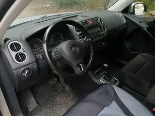 2011 Volkswagen Tiguan I, серебристый, 900000 рублей, вид 5