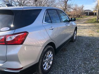 2019 Chevrolet Equinox III, серебристый, 1600000 рублей, вид 3