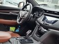 2020 Cadillac XT5 I Рестайлинг, белый, 4500000 рублей - вид 3