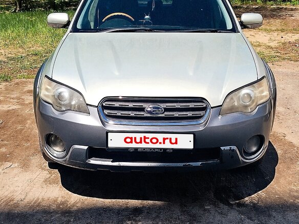 2004 Subaru Outback III, золотистый, 700000 рублей