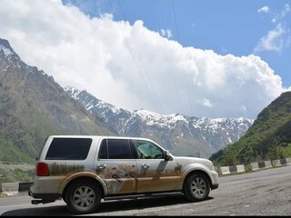 2004 Lincoln Navigator 6-speed II, белый, 905000 рублей, вид 1