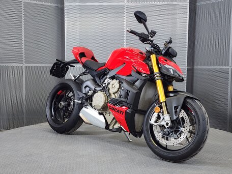 2024 Ducati Streetfighter V4, красный, 2149000 рублей, вид 2