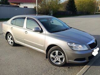 2011 Skoda Octavia II (A5) Рестайлинг, серый, 700000 рублей, вид 3