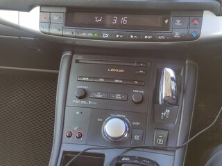 2012 Lexus CT 200h I, белый, 1400000 рублей, вид 2