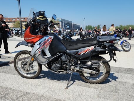 2011 Kawasaki KLR 650, красный, 450000 рублей, вид 5