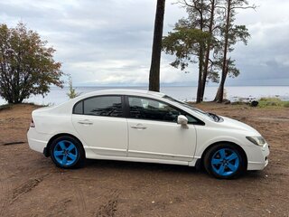 2009 Honda Civic VIII Рестайлинг, белый, 620000 рублей, вид 4