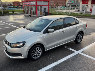 2013 Volkswagen Polo V, серебристый, 605000 рублей, вид 1
