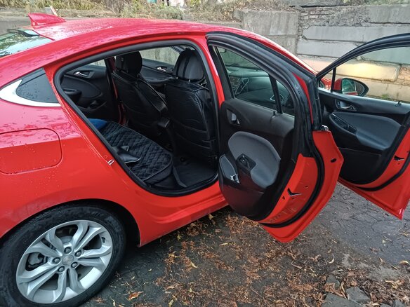 2018 Chevrolet Cruze II, красный, 950000 рублей - вид 18