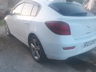 2013 Chevrolet Cruze I Рестайлинг, белый, 870000 рублей, вид 3