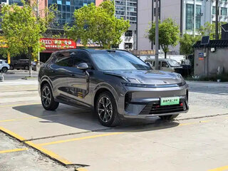2025 Lynk & Co 08 EM-P 28.3 kWh I Рестайлинг, серый, 4120206 рублей, вид 3